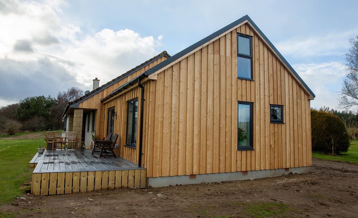 mi_architects's tweet photo. Extension to house, Dornoch
Recent completion to an extension providing a new living room space, bedroom and shower room. 
Internally the living space has a raised ceiling area giving light and volume.
Main contractor: @JJVass_Sons_LTD 
Photography thanks to: @eva_reids https://t.co/Vl6Xmcei1W