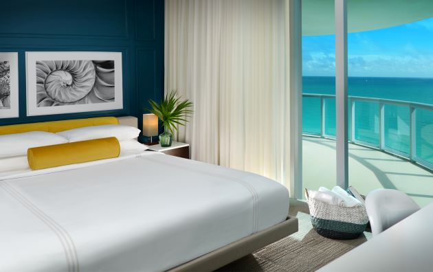 With Mother’s Day just around the corner, it’s time to show her just how much she means to you. A gift card towards a relaxing oceanfront stay at Solé Miami is as thoughtful as it gets.

fal.cn/3nZxO