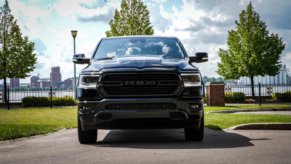 StellantisFleet's tweet photo. Face your challenges head on. 

#Ram #SmallBiz https://t.co/5ZBeBIQlKh