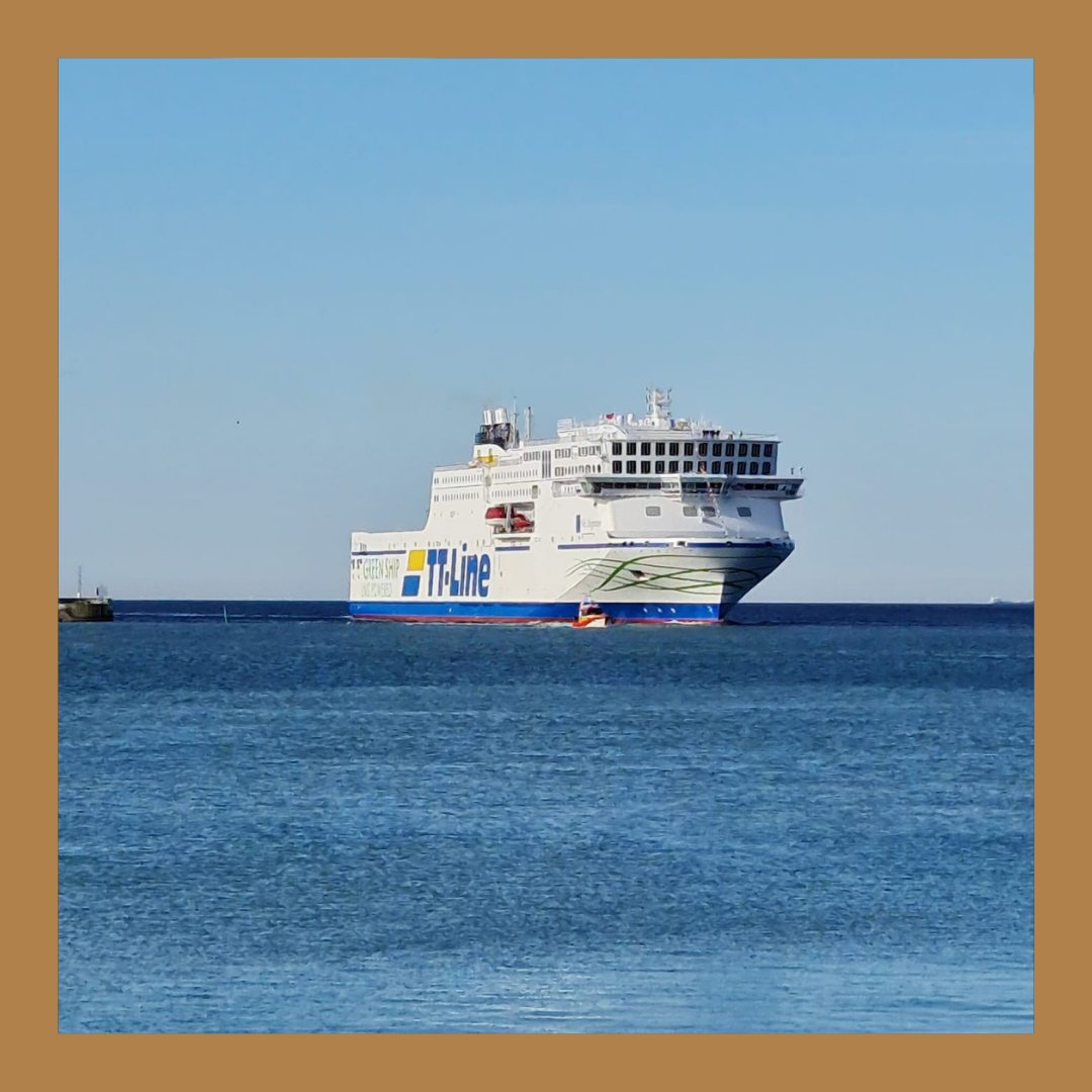 RadioparkHH's tweet photo. #Radiopark on Tour: Our tech team of Thorsten,  Ahmad and Jens are ready for the newest #Green Ship of TT-Line: Nils Holgersson.🛳️ They install PA system and the Media-Server so the 1st guests on board will feel welcome with our #ambient #music. 🎼 https://t.co/JlrcoW1ANU