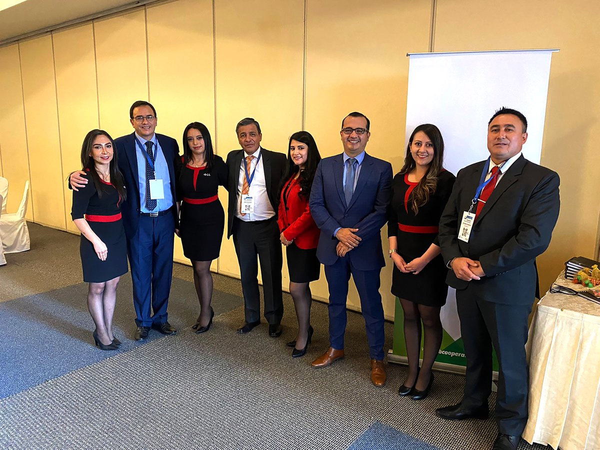 CBcooperativa's tweet photo. Con la presencia del Ing. Estuardo Paredes, Presidente de #Icored, Econ. Edgar Peñaherrera, Gerente de ICORED y del Ing. Juan Pablo González, Gerente de @CBcooperativa se dio inicio con las XI Jornadas Cooperativas Financieras en la ciudad de #Cuenca.
#Jornadas #Digitalización https://t.co/fosc8iUyLp
