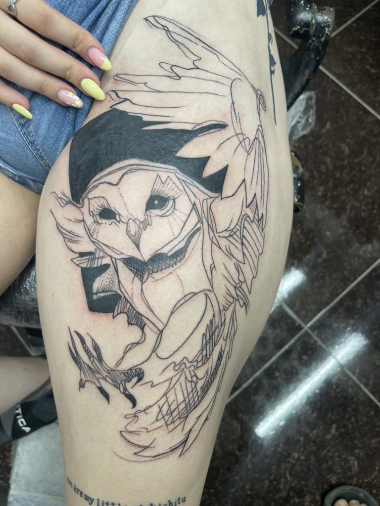 Admin feliz,se empezó la pierna 🖤🤗