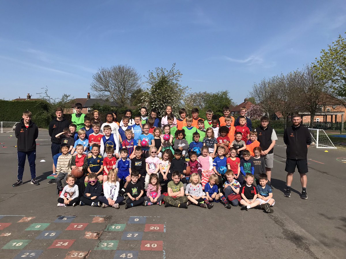 thomasread3644's tweet photo. Wow what an amazing 2 weeks we’ve had @HeyesLane for our Easter holiday camp .
Thank you for everyone who attended We are truly grateful.
Can’t wait to see everyone again .
⚽️⚾️🏉🎾🥏⛳️🏏🥍🏸🏓🥎🏑 https://t.co/gdl1wQw1mb