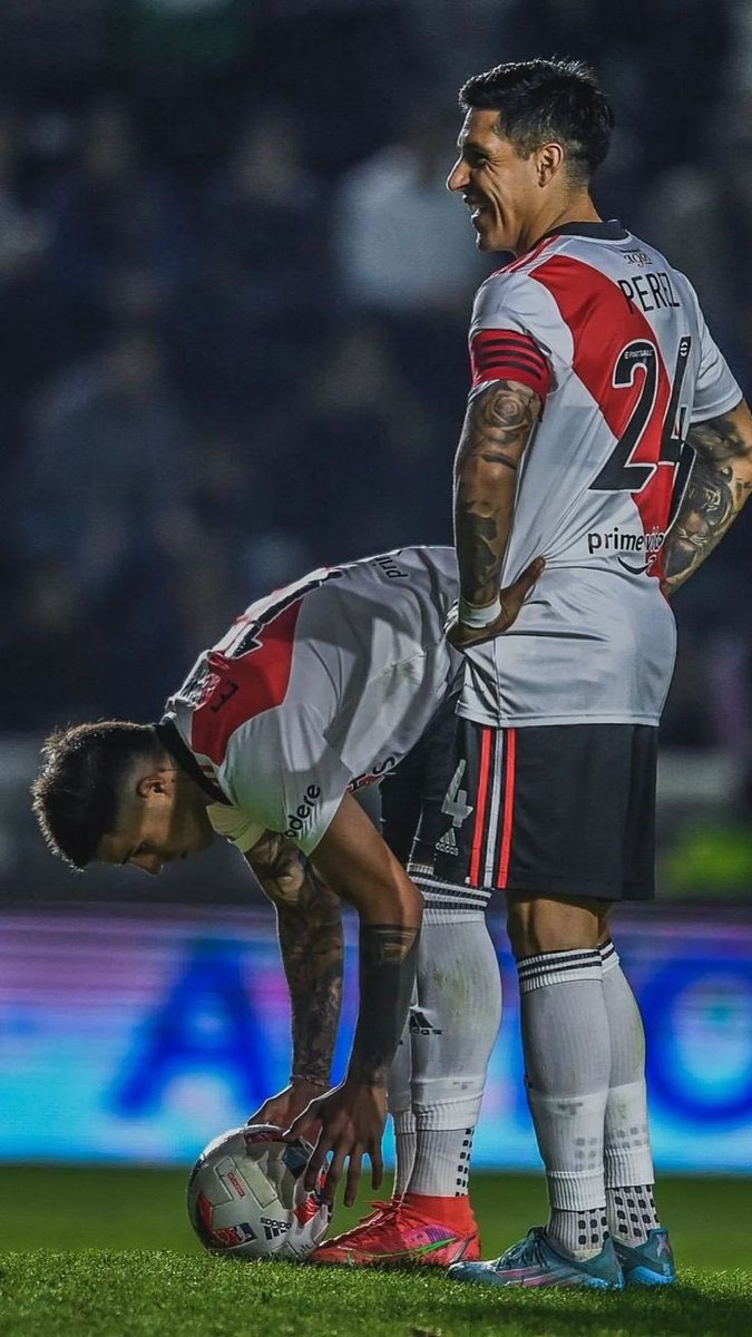 Algún mcd sin club que quiera venir a pelear el puesto… 📫