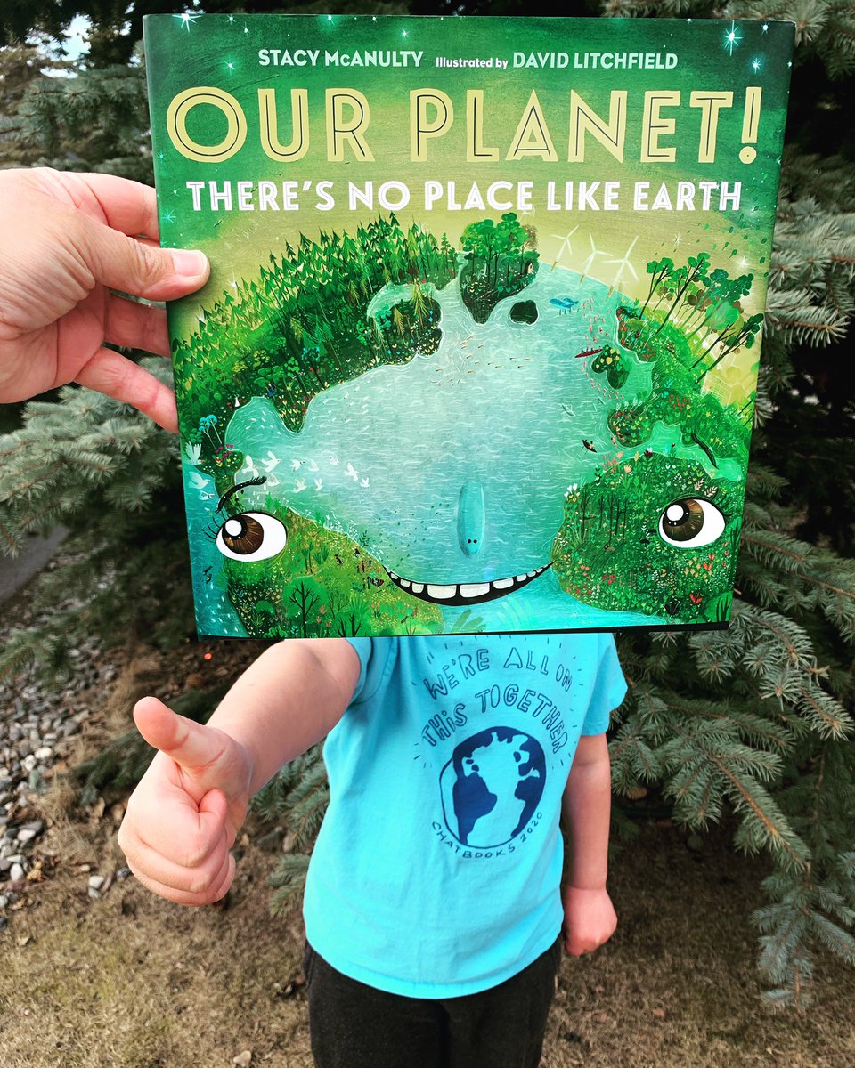 I interviewed Earth today! 
“Remember today is a day to stop for a moment and enjoy the beauty of our planet and continue to protect it! 
                  ~Earth 🌏 
#bookfacefriday #bookface #EarthDay2022 #Earthdayiseveryday @MacKidsBooks @stacymcanulty @dc_litchfield
