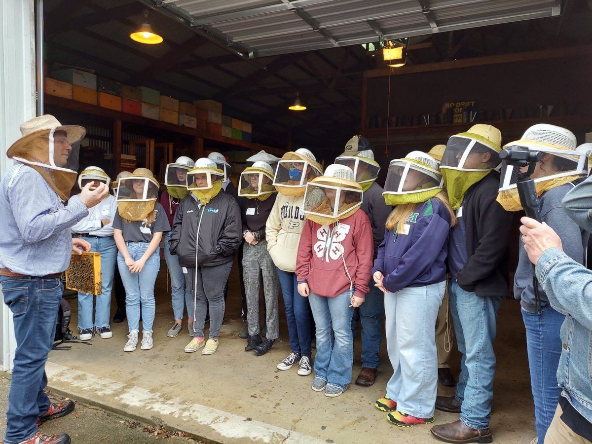 UnionCityFFA's tweet photo. Union City’s FFA attended the Purdue Discover Insect Biology day. Learning about the many different aspects of entomology. @UC_MrsNunez @rsmithffa1 @UC_Principal @RandolphEastern https://t.co/UsS4wm6TzI