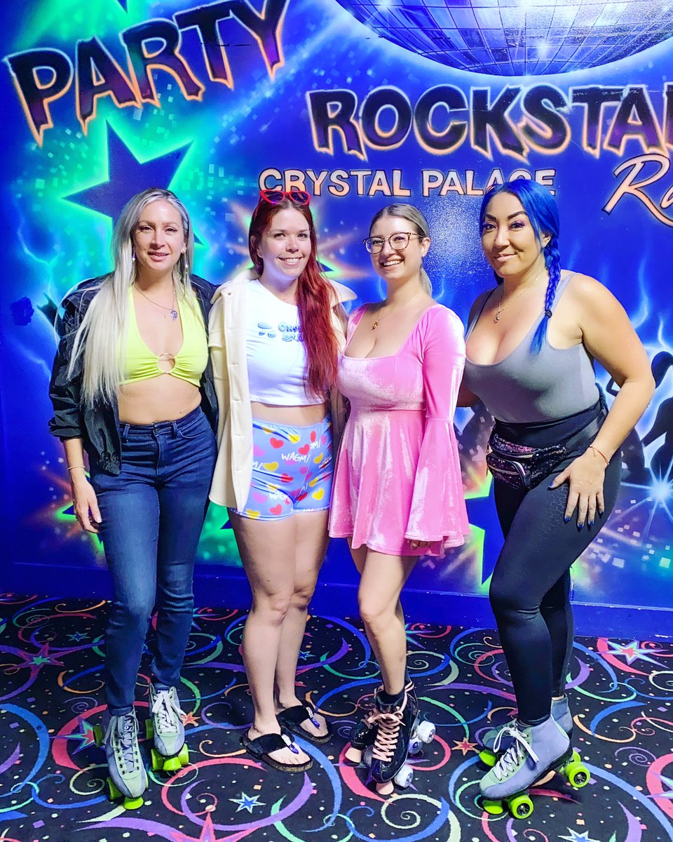 Happy birthday <a href="/BLGPhoto/">Brynn Lee✨</a> !!! Fun times skating last night!! Everyone make sure to wish her happy birthday!!! <a href="/FullM3talMag/">⚔️Fullmetal Magdalene🔥</a> <a href="/tracyleenft/">Tracy Lee NFT</a> 

#rollerskating #happybirthday #happybday #nft #womeninnfts #nftcommunity #womenxnft