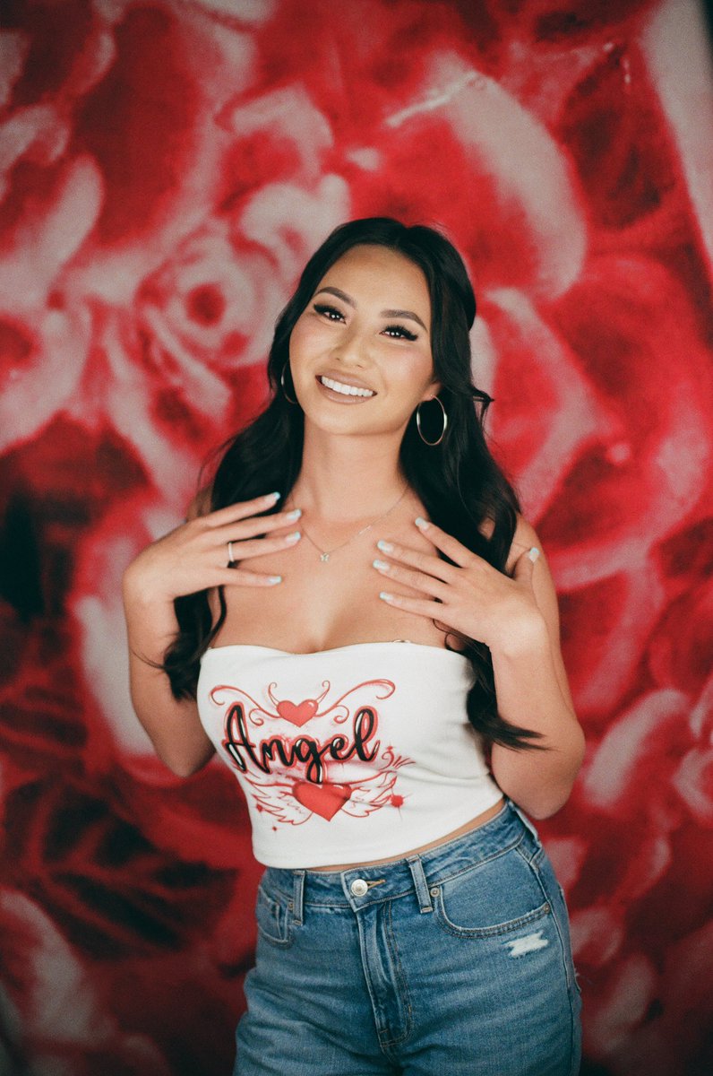 Gorgeous gorgeous girls take their photos <a href="/mochisukiphotos/">Mochisuki Photos</a> 😍🥹