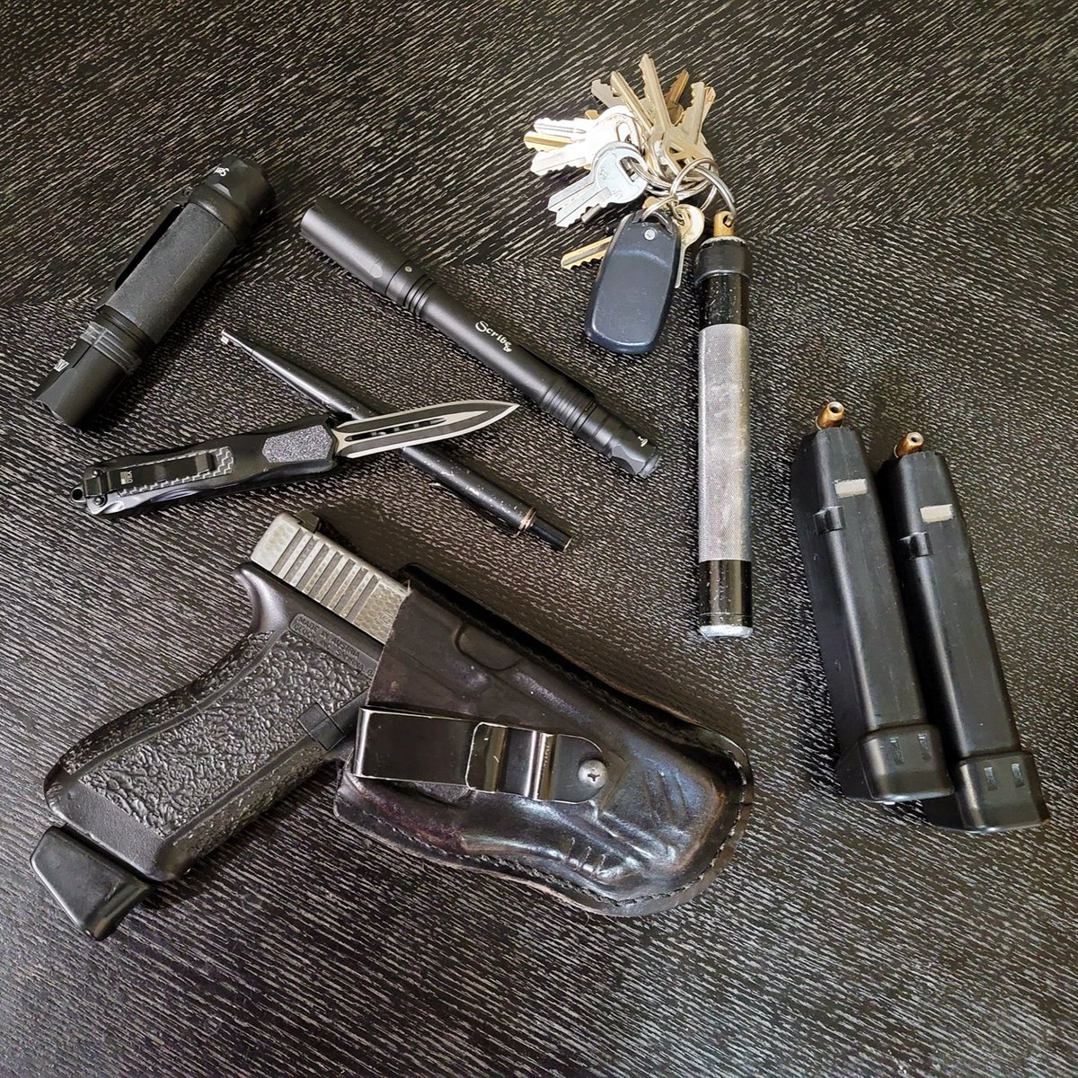 Blade One Knives tweet media