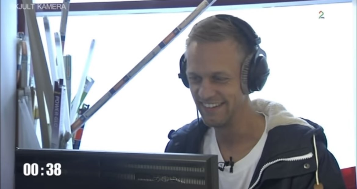 «Døm mål nå persson»
