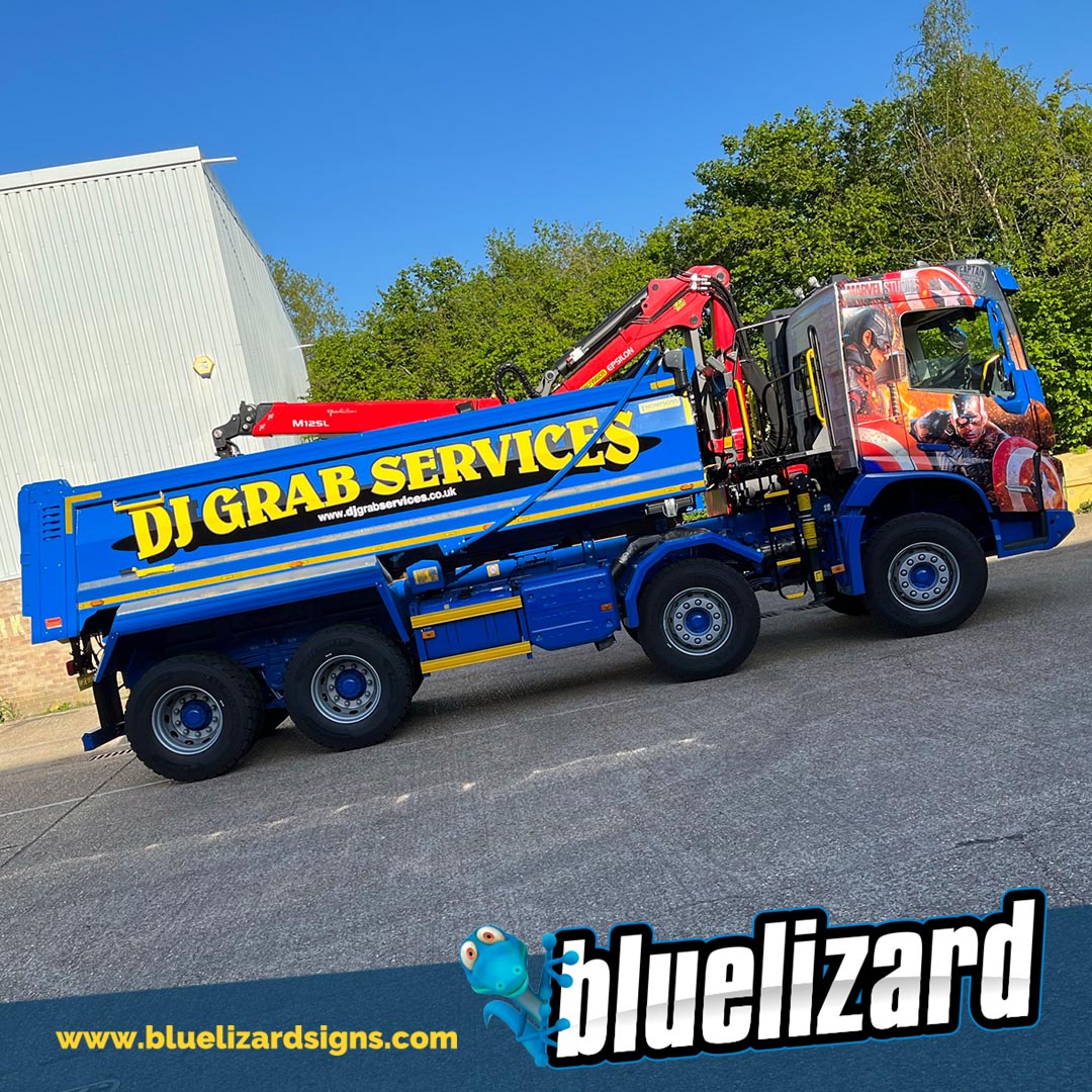 BlueLizardSigns's tweet photo. Captain America stars in the new grab lorry wrap for @D J GRAB Services to match the rest of their Super Hero fleet.
#crawleywrap #Digitalwrap #commercialwrap #gatwickwrap #captainamerica #grabwrap #marvel #truckwrap #grablorry #volvofmx #fmx #vehiclewrap #vanwrap https://t.co/dssnCwaGJU