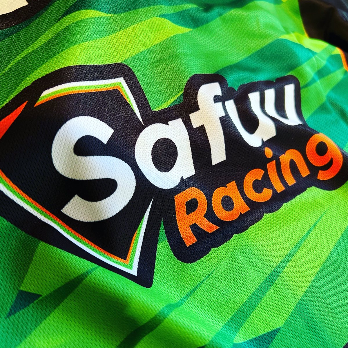 Safuu Racing fans.. It’s almost time 💚🧡 #SRT #SafuuRacing #TeamSafuu #BTCC #Nicolas28 #Aron40 @nicolashamilton <a href="/AronTaylorSmith/">Árón Taylor-Smith</a> <a href="/TeamHardRacing/">Team HARD. Racing™</a> <a href="/safuuprotocol/">SafuuX Blockchain</a>