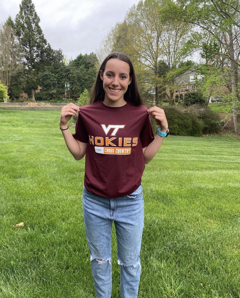Congrats to senior captain Kelly Smith for committing to run at Virginia Tech in the fall! Congrats Kelly!