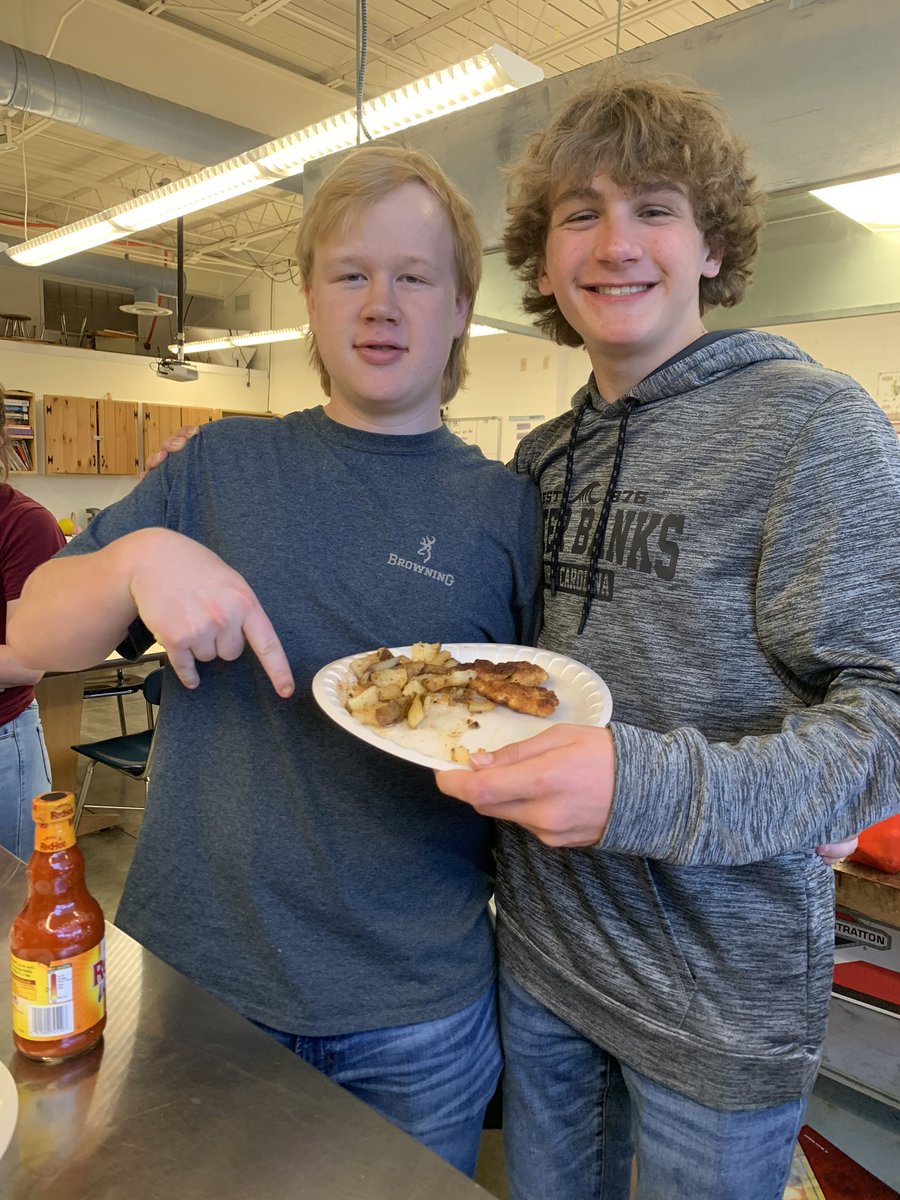 Lacey Walker tweet media