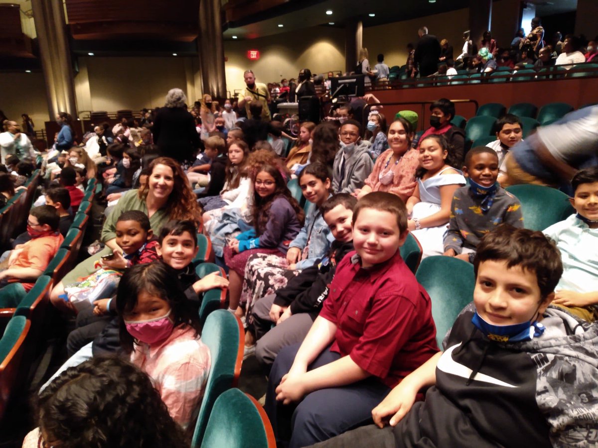 langleyroars's tweet photo. Last week our 4th grade students enjoyed their annual VA Symphony Orchestra field trip to CNU's Ferguson Center for the Arts. Thank you HCS for a wonderful musical experience! https://t.co/i4ckKzO1mn