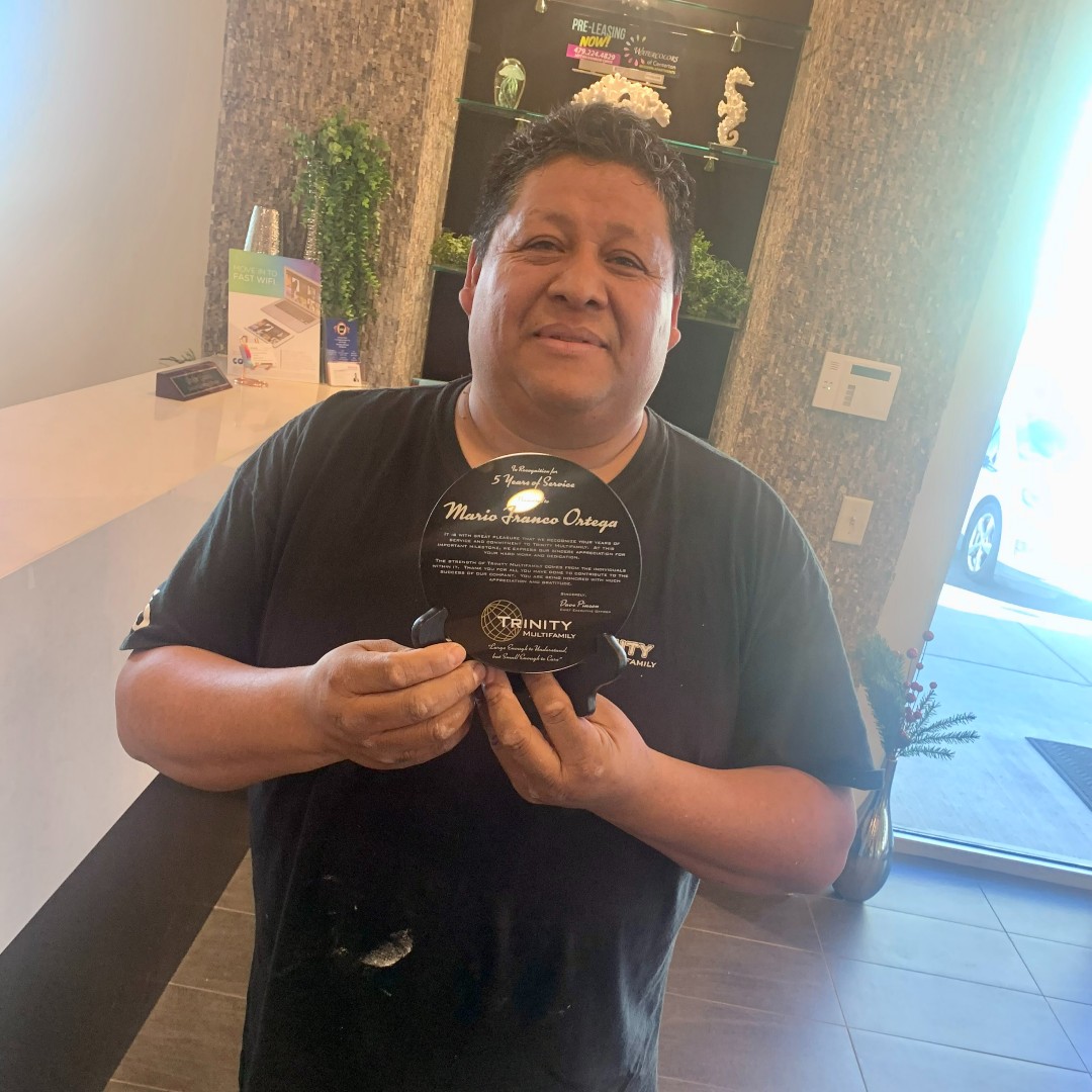 TrinityMultifam's tweet photo. Employee Spotlight! Mario has been with Trinity for 5 ½ years. He is an extremely hard worker and goes above and beyond for all the properties he works on. We are so thankful to have Mario as a part of our team here in NWA! #teamtrinity https://t.co/V1MQoaWVsm