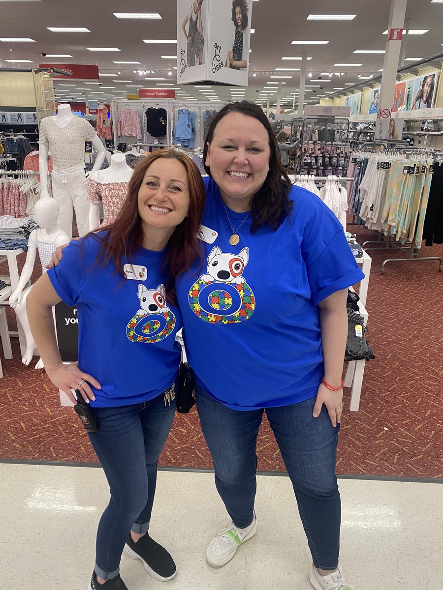 NatalieT2440's tweet photo. We are celebrating Autism Awareness Month here at #2440💙💙 Thanks to our very own @VeeWitch for making us these amazing shirts! #worksomewhereyoulove @CraigMillhouse @Kyle2440FB @rosie_brockhaus @ErinHostinsky https://t.co/OHot89hQhQ