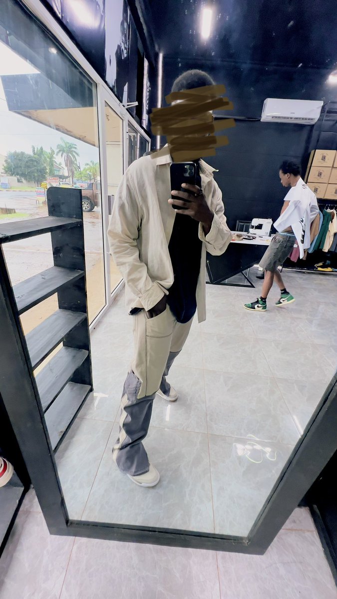 kisesarahim's tweet photo. I make sick ass pants. I’m taking orders. https://t.co/nSTeU31klw