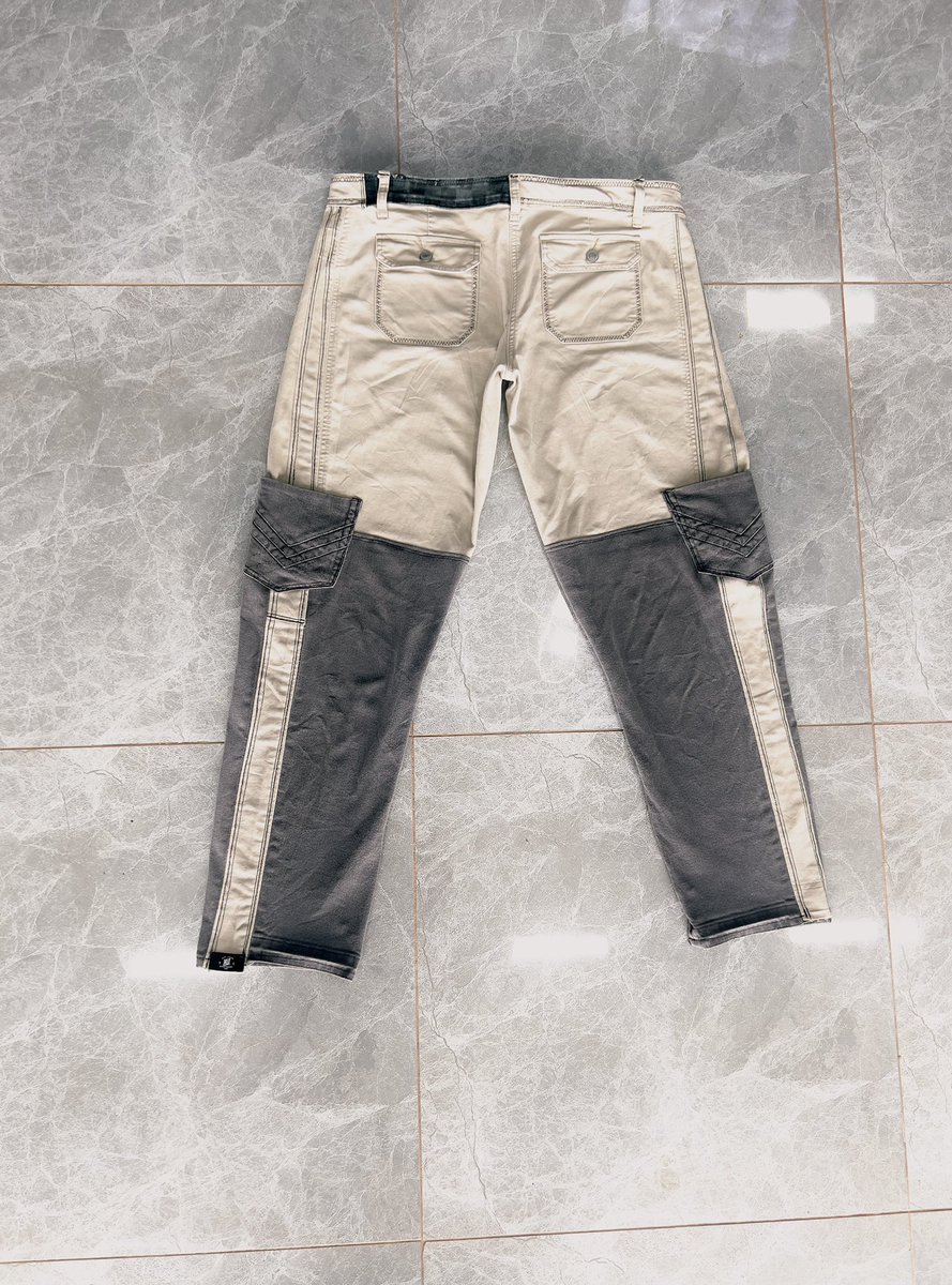 kisesarahim's tweet photo. I make sick ass pants. I’m taking orders. https://t.co/nSTeU31klw
