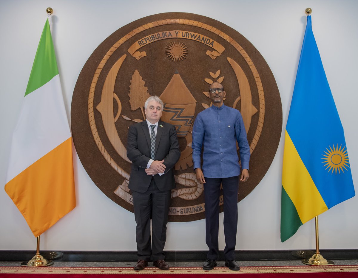 UrugwiroVillage's tweet photo. This afternoon at Urugwiro Village, President Kagame received letters of credence from new Ambassadors; Kevin Colgan of the Republic of Ireland, Katarína Žuffa Leligdonová of the Slovak Republic and Andrii Pravednyk of Ukraine. https://t.co/DTpFbWNJen
