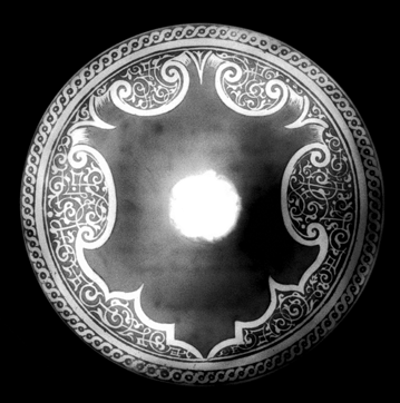 ArtmattersJ's tweet photo. This is a silver plaque of the famous Merkel centerpiece by Jamnitzer. While it had long been thought that the plaque was empty, research using X-Radiography and Ion Beam Analysis (IBA) revealed that in fact at some point the plaque contained 8 or 9 lines etched in Latin script. https://t.co/40s1cRzAQq