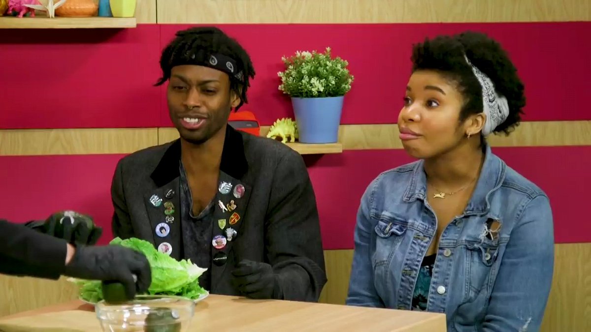 SmoshRewind's tweet photo. Today on @smosh: Apr 22, 2021

Smosh Pit uploaded an episode of Sandwich Artist "Noah Ruins a BLT". This week, Noah struggles to make a three ingredient sandwich, but gets help along the way from Keith and Jackie! https://t.co/P1ZDZGjcDM