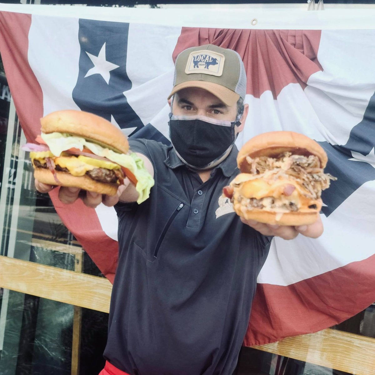 AlexTimesNews's tweet image. This month, the Times interviewed restaurateur and proud Del Ray resident @BillofDelRay to Speak Easy for a chat about how he built a local restaurant empire, the pandemic's impact on the industry and the magic of Del Ray. Episode goes live on 4/27!