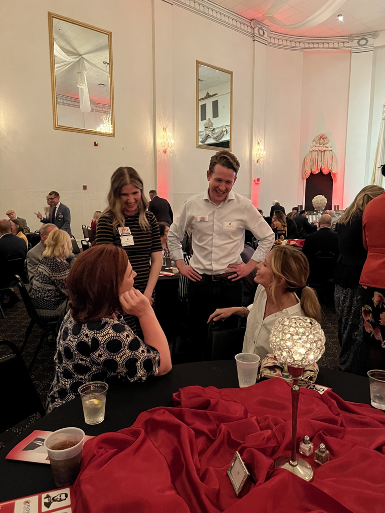 stuforindiana's tweet photo. Incredible energy at Washington, Clark, Floyd, and Lawrence County Lincoln Day Dinners & the Jennings County Candidate Meet and Greet! Hoosiers are fired up and ready to send a political outsider to finally get things done in Congress. #StuForCongress https://t.co/Ba3DwMcDFj