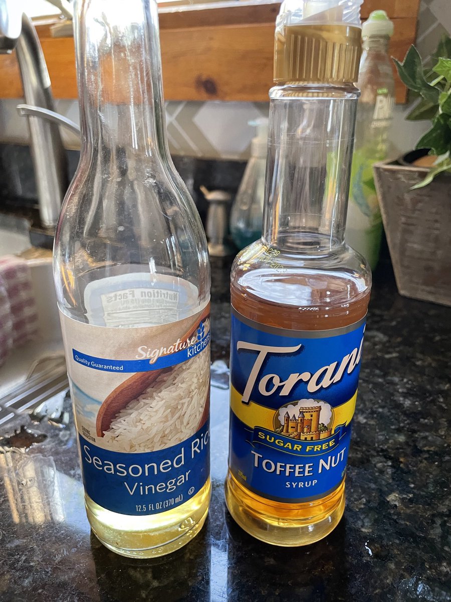 PSA: Don’t mistake rice vinegar for coffee/tea syrup 😩