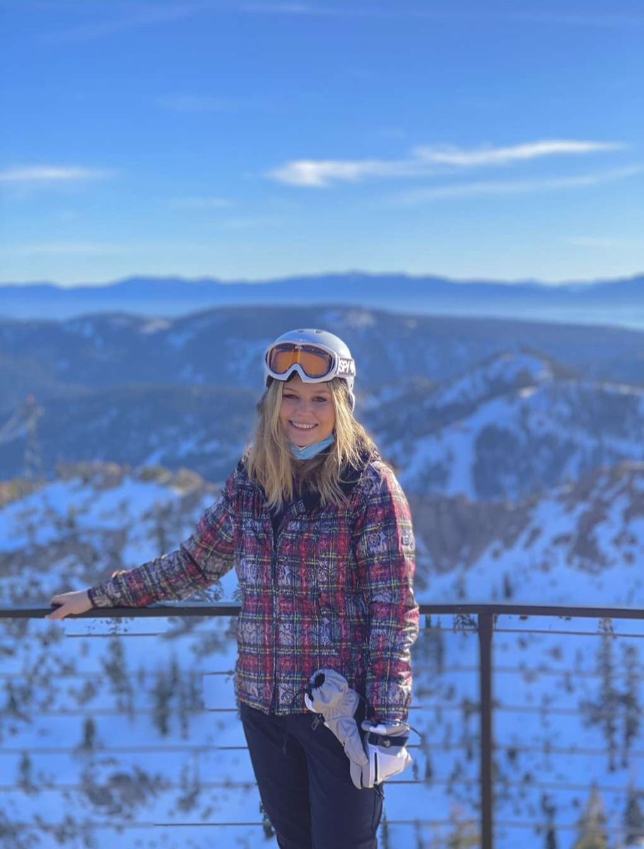 SarahJGleason01's tweet photo. .@abbi_martinn loves to attend UNR because of the knowledge she is gaining for her passion in early childhood education as well as its proximity to the slopes!💙🐺 #peopleofUNR #rsj108 @alayna_wood92 @DisruptiveDESGN https://t.co/FL2nZQMYRH
