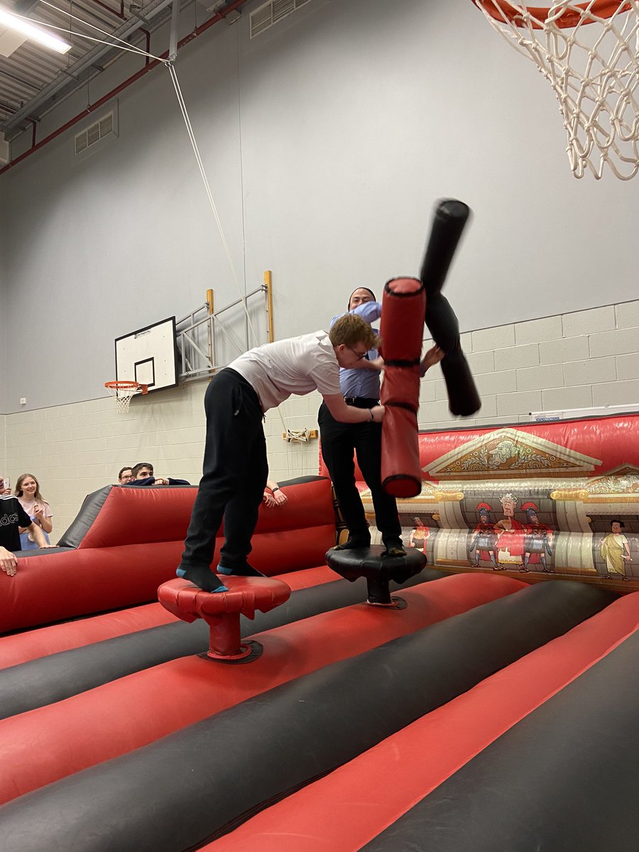 PePrestwick's tweet photo. 💥✨Class Of 2022✨💥
Congratulations to all our pupils @pwkacademy who graduated from S6 today!🤩 we are so proud of you and all your achievements so far! Great fun had and amazing buffet &amp; cakes from  Julie &amp; her team!🎂 https://t.co/XAM7JPfWxs