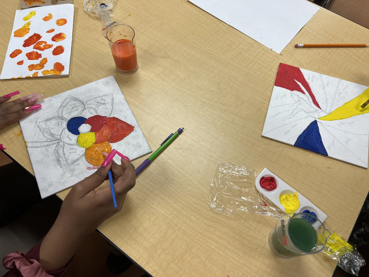 MsSousaCosmo's tweet photo. Some busy colour technicians today in TXJ 3E… making our creative colour wheels has been so fun with this bunch ! Learning how to adjust our “formulas” to create the perfect colours! The creativity in this room is lit! 🔥 @CardinalAmbro @DPOYAP @DPCDSBSchools https://t.co/LAm4wL7hjR