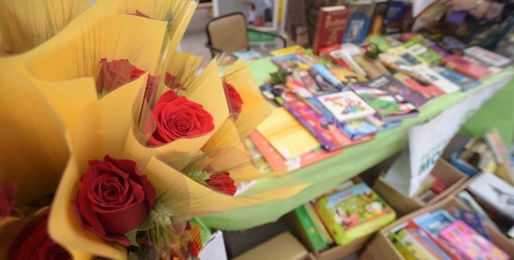 🔊 ÀUDIO #AlMatí | VENI, VIDI, VICI amb <a href="/sbdcultura/">Sbd Cultura</a>: Sant Jordi, literari o comercial?

▶️ bit.ly/3EEkyXZ