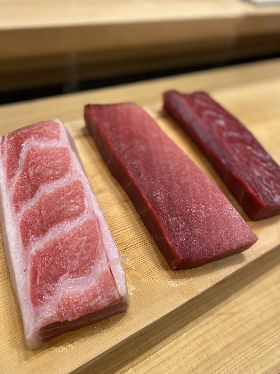 djsushitter's tweet photo. 沖縄　マグロ
おいC https://t.co/1eEZhvgbGR