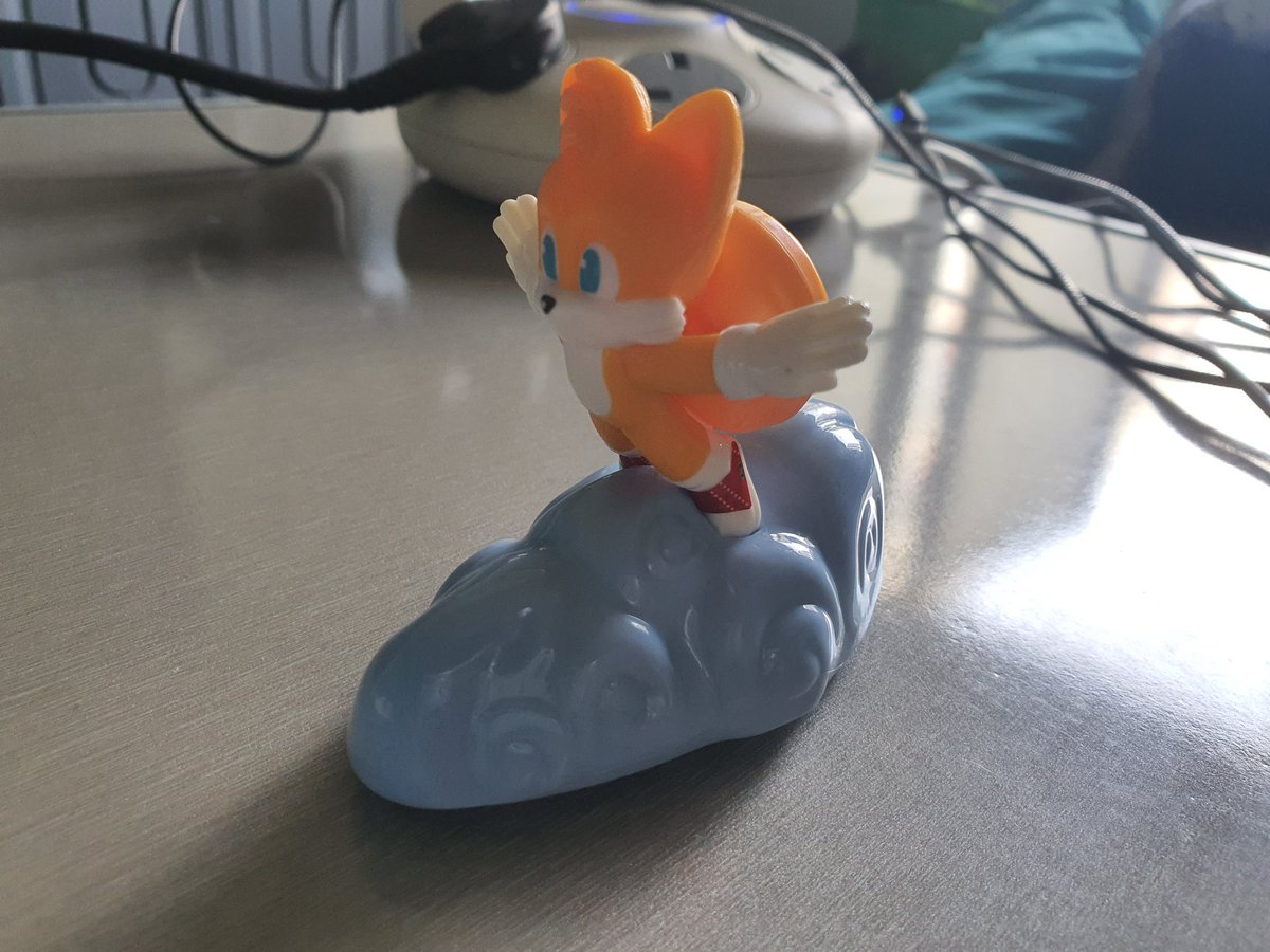 look at this sick tails from sonic the hedgehog 2 movie mcdonalds happy meal toy i got today https://t.co/Pcal9J5h3r