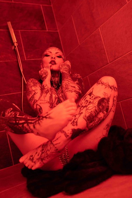 By Busha B Rest of this set is going now on my https://t.co/fw8XWhwmR2 #tattoos #tattooideas #witch #glamour<a href="/tag/glamour"class="tags"><span>#glamour</span></a><a href="/tag/inked"class="tags"><span>#inked</span></a><a href="/tag/inkedgirl"class="tags"><span>#inkedgirl</span></a><a href="/tag/tattoos"class="tags"><span>#tattoos</span></a><a href="/tag/witch"class="tags"><span>#witch</span></a><a href="/tag/tattooedmodel"class="tags"><span>#tattooedmodel</span></a>