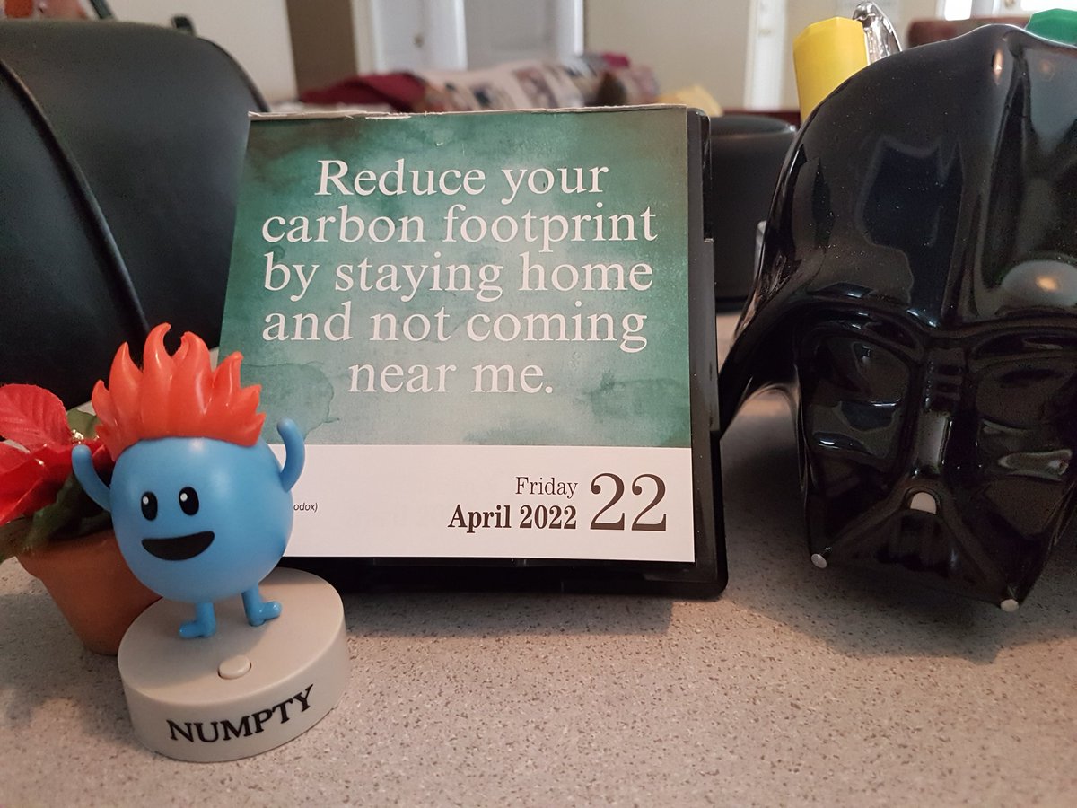 My desk calendar and I are wishing everyone a happy earth day! 

#laughteristhebestmedicine #environment #EarthDay #mothernatureheals #WearAMask #GetVaccinated
