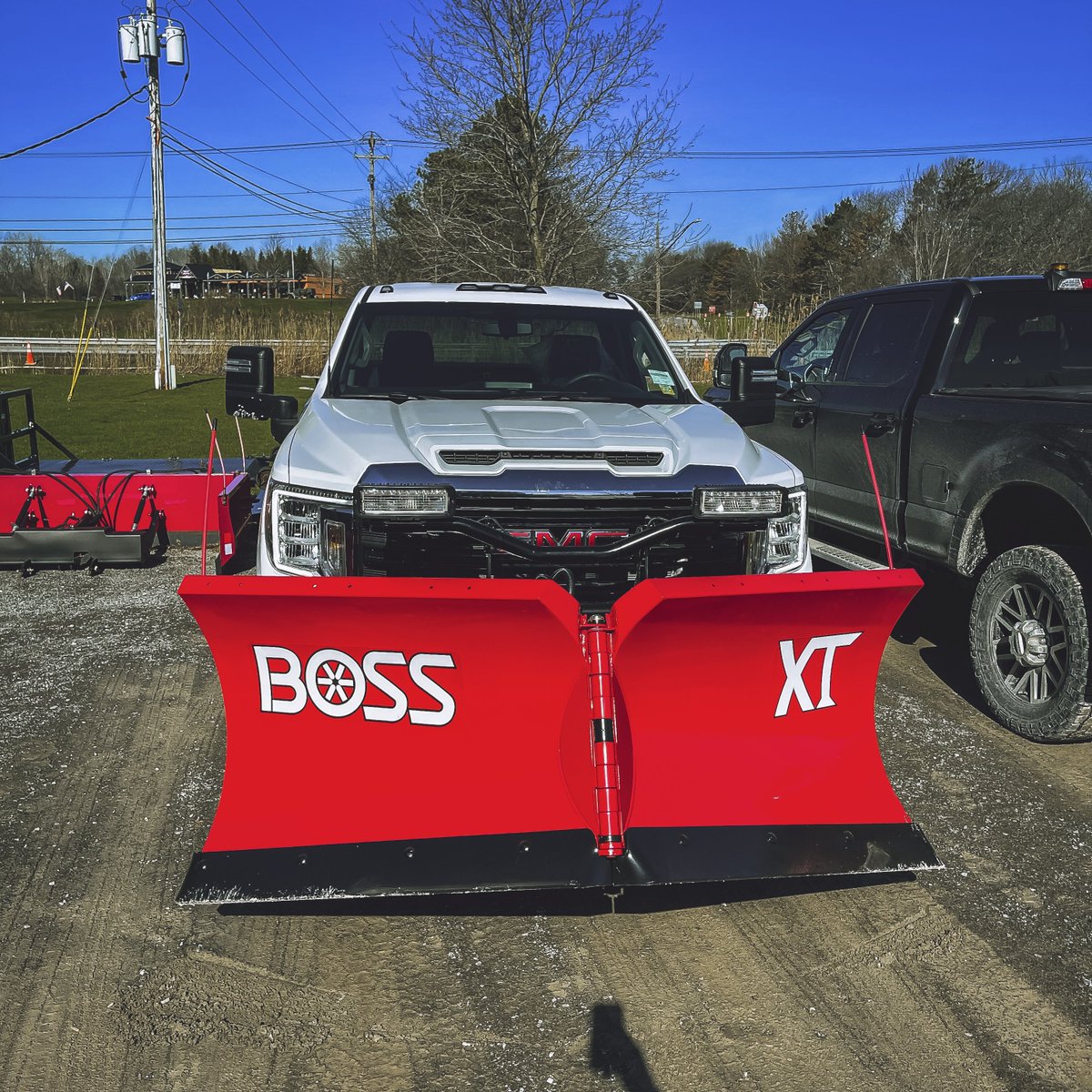 gwfabusa's tweet photo. The most #BuffaloSpring photo we have🦬🌱
On the day Buffalo was crowned "The Snowiest City in America", this beast was ready for the customer! @BOSSSnowplows https://t.co/s5sWaFchHo