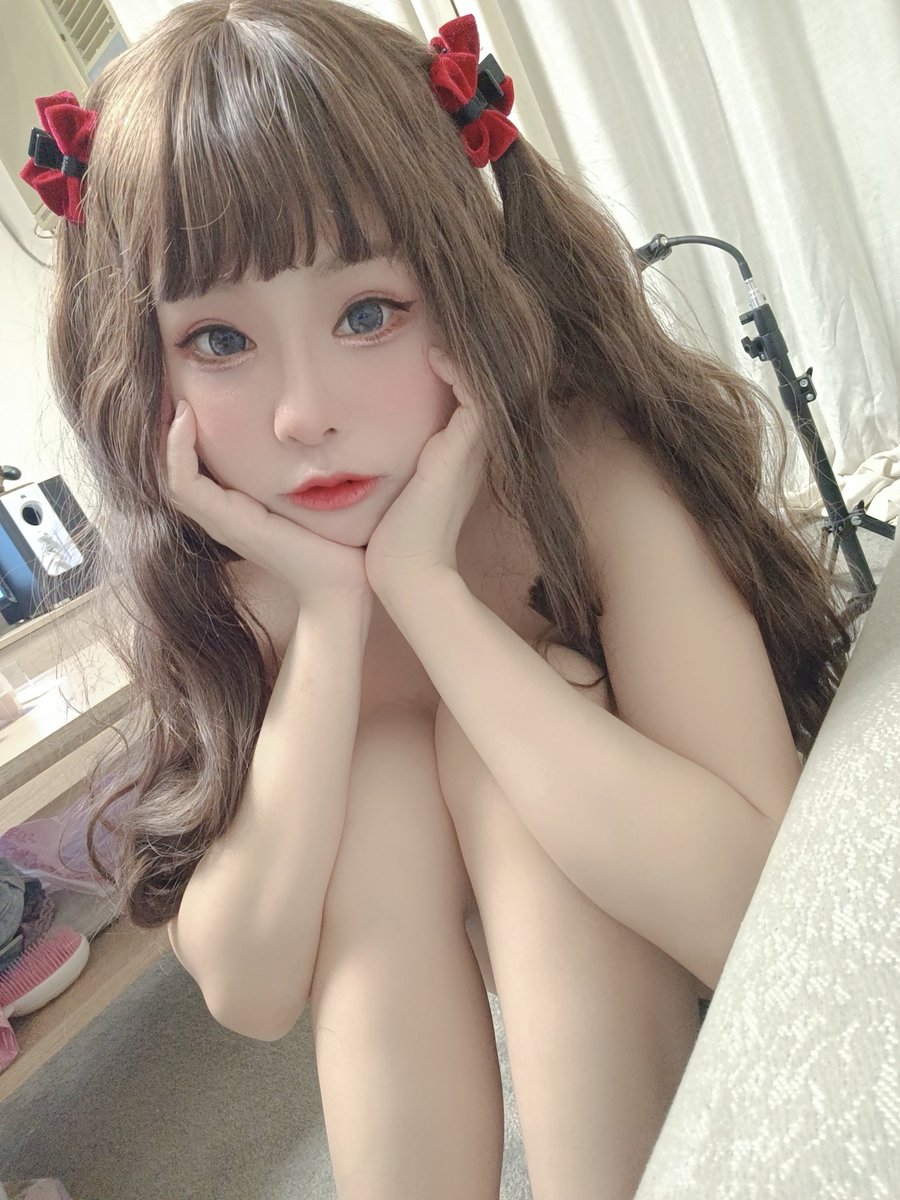 這裡多點甜甜的我不好嗎？
喜歡辣辣成人內容就要到Fo支持我呀！
https://t.co/Rs7KCt0jsd https://t.co/dqA45UEnNi