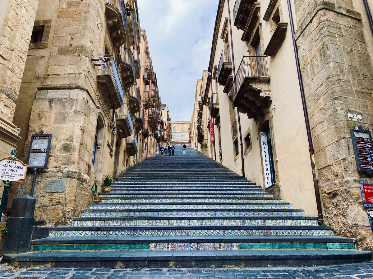 jenny_travels's tweet photo. @lizzie_hubbard2 @travelingmkter @Chalkcheese111 @TravelBugsWorld @Adventuringgal @FitLifeTravel @jasontravelblog @JourneyHeroApp @kmf116 @LindaPeters64 @leisurelambie @LoriMoreno @paulpassingthru @tthrash @TravelAtWill @Txiki_Tales @MamaO_GO @beckyexploring @LiveaMemory @perthtravelers @suziday123 @180books @ThoroughTripper @sisbehaving @PumaBaker @Abfabtravels @GoodLifeWithIQ @CharlesMcCool @DonNadeau @SuchetaDoshiMD @AlisonAndalucia @SashaEats @jflorez @Stromfieldadvs @FansFair @Giselleinmotion @cookies1961 @Enrica510 @irkusnardi @TrvTheWorldClub @chernorris @DivaVinophile @Holidaymaker_RH @intheolivegrov1 #FlashbackFridayz is getting our steps in today! Share your #walks from around the world &amp; join the fun!

Tag hosts
@TravelBugsWorld @Adventuringgal @jenny_travels @Chalkcheese111 @lizzie_hubbard2 @travelingmkter

📸Walking UP
Bologna
Chefchaouen
Caltagirone, Sicily
Blois, France https://t.co/t6x4p8sZbO