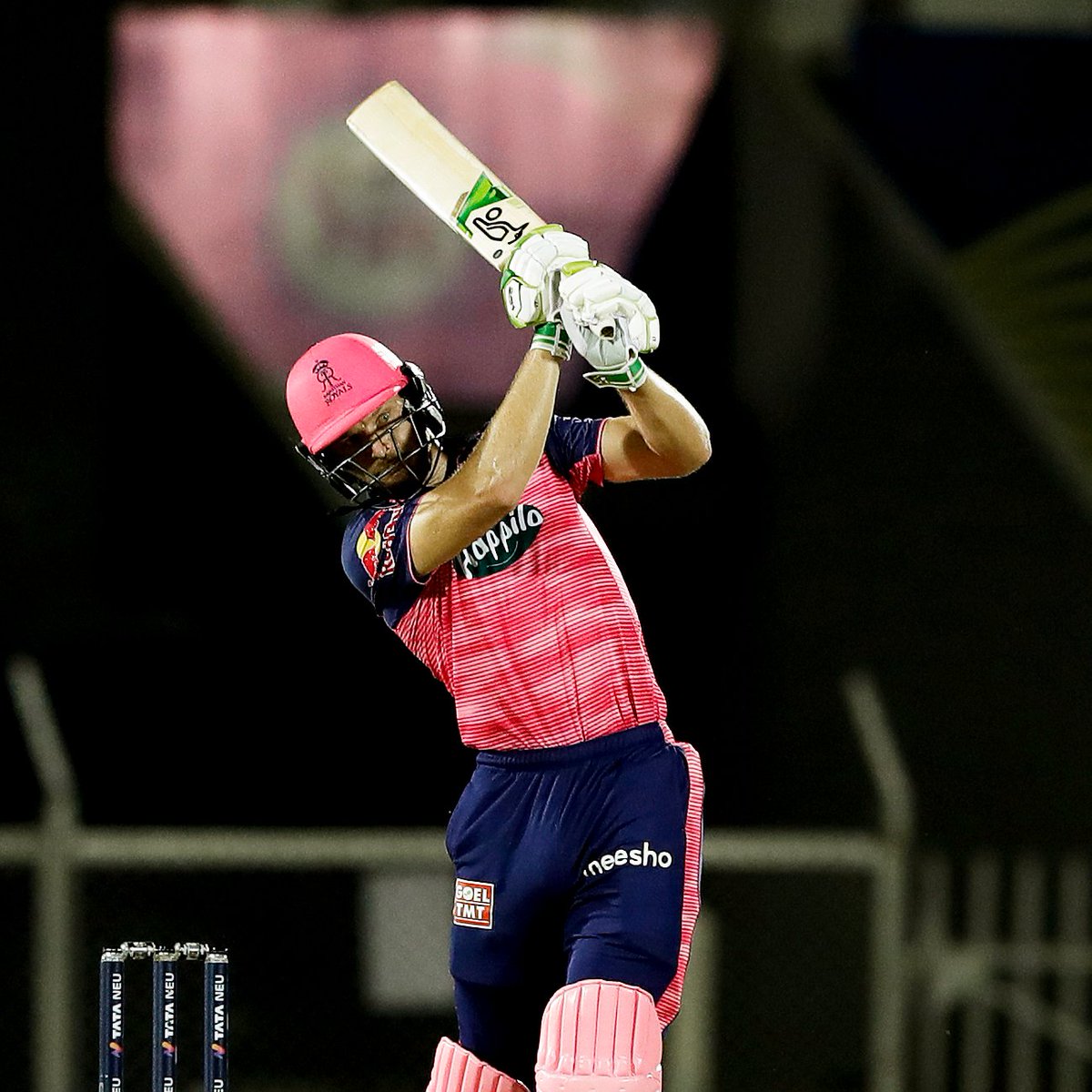 RoyalsFC_'s tweet photo. A fifty runs partnership for this duo https://t.co/e7DZGYyKjV