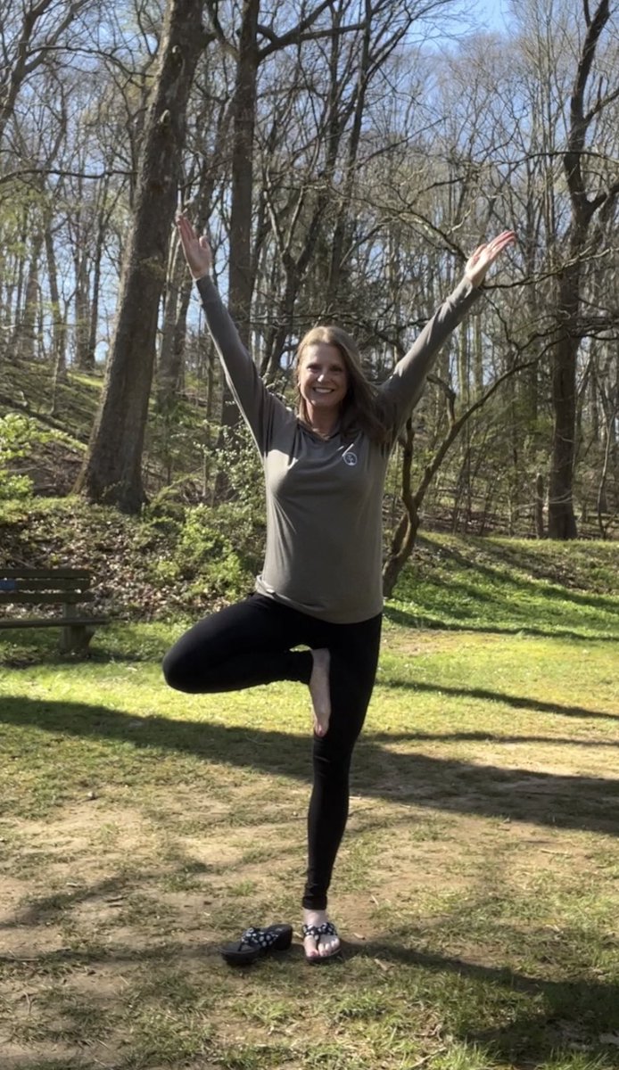 Beautiful day for a tree pose🌳❤️ #PlantYourPose #MPCEarthDayChallenge <a href="/onetreeplanted/">One Tree Planted</a> <a href="/MyPeakChallenge/">My Peak Challenge</a> <a href="/SamHeughan/">Sam Heughan</a>