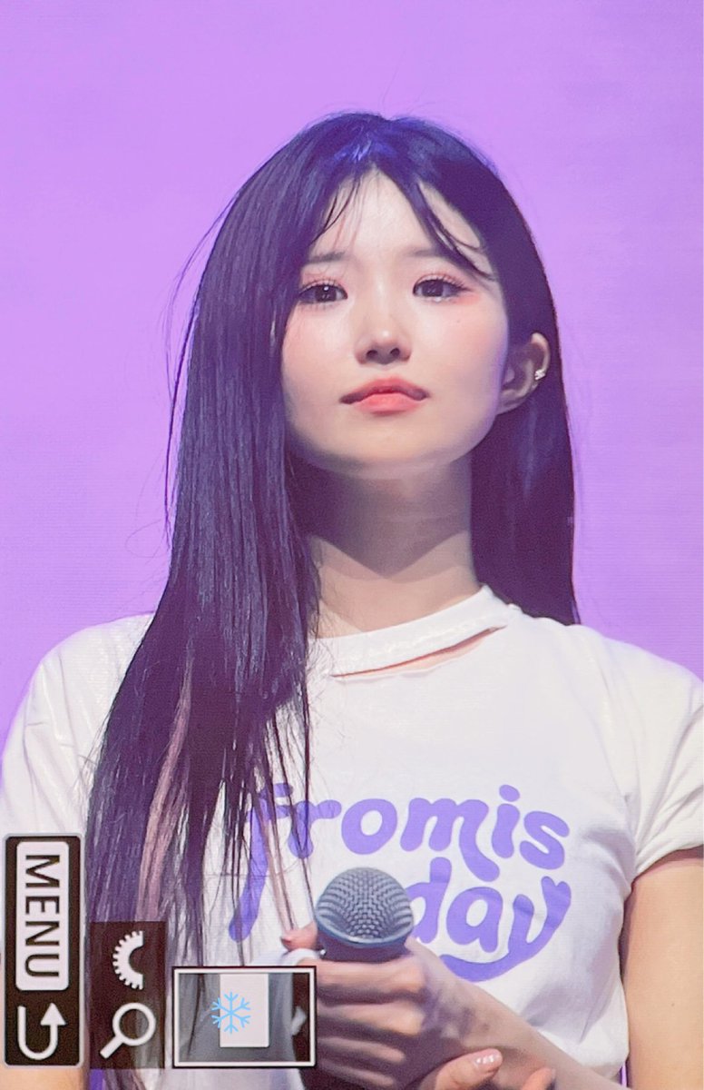 snowflake970929's tweet photo. 220422

#fromis_9     #프로미스나인      #송하영

내 청춘 https://t.co/kunyh31T4w