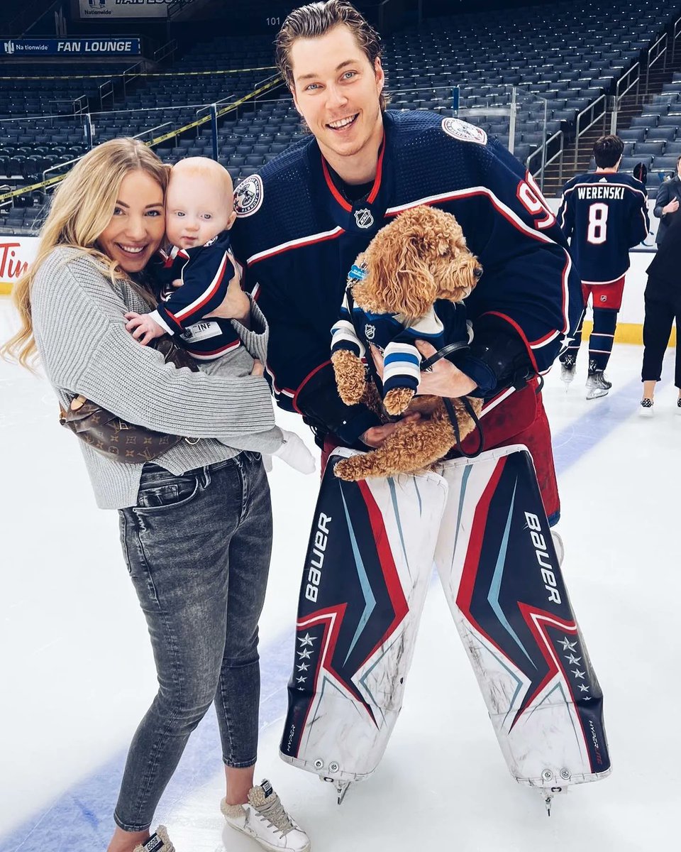 NHLPA's tweet photo. “ … at the end of the day, that’s why we're all here, our families.” – @Gavinbay7's feel-good recap on the @BlueJacketsNHL's family photo day. https://t.co/wizRfdhnFW