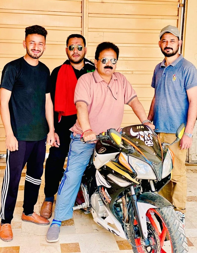 ShakeelChPPP's tweet image. تاریخی عوامی لانگ مارچ کے دوران یادگار لمحات

Thanks Choudhury Sab
#AwamiLongMarch