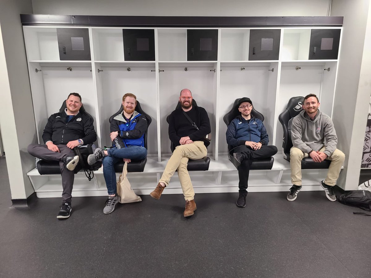 MemphisGinger's tweet image. America’s newest boy band on a world tour. @StatesideJacks