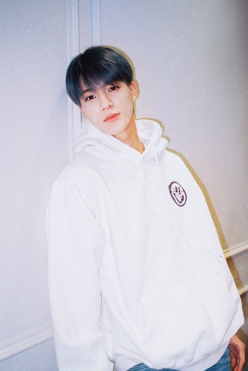 zuihaodedinu's tweet photo. 제노야 생일축하해💗 https://t.co/dRWOcPI73H