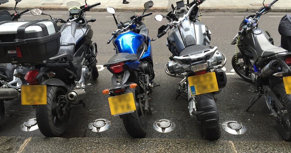 djrwilliams's tweet photo. See my article for @DevittInsurance on top 10 tips for preventing your bike from being stolen https://t.co/6yjhh9fOzr  @DatatagID @SoldSecure @NationalMotorc1 @BikeTrac @WMerciaPolice @MLA_locksmiths @dave_luscombe https://t.co/LS8YX67jbX