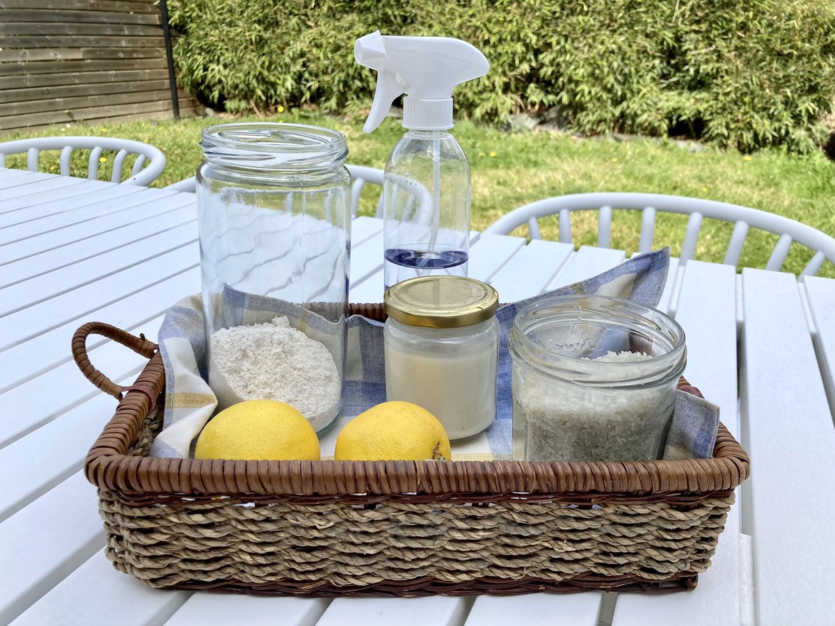 Fabrication de produits ménagers éco-responsables

Vous travaillez "à domicile" et vous avez envie de proposer de produits ménagers efficaces et non nocifs ?

2 jours (14h) de #formation

Prochaine formation prévue les 16 et 17/05 à Chantepie (35)

m180.fr/fabrication-pr…