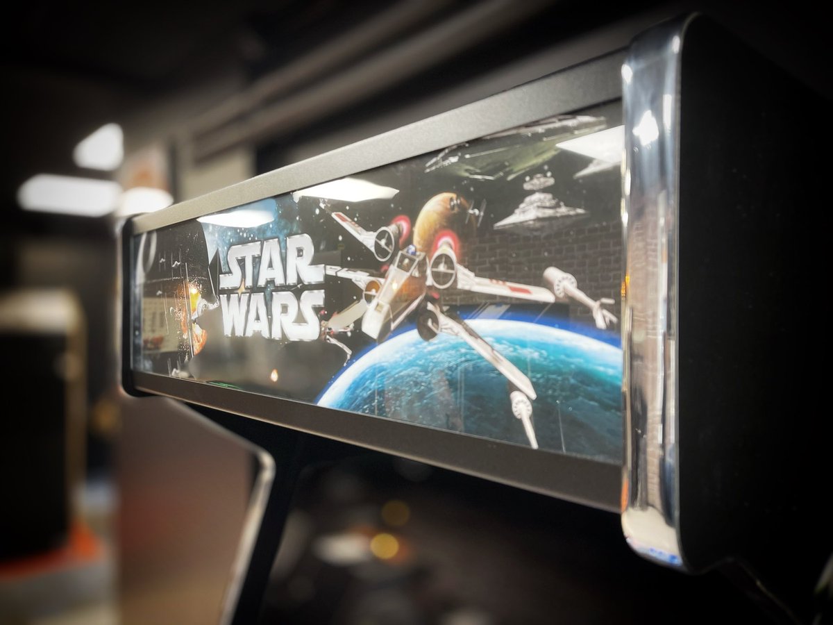 arcadevintagefr's tweet photo. 🕹 La Borne d’arcade #starwars 🛸

👉 https://t.co/Et1ZHuvcBr 🤖
.
#madeinfrance #handcrafted #handmade #arcade #arcadecabinet #arcadegames #arcademachine #highend #classicarcade #highquality #retrowave #lifestyle #luxurygaming #arcadegame #gamingroom  #foconmillenium #darkvador https://t.co/8Id6DILAO4